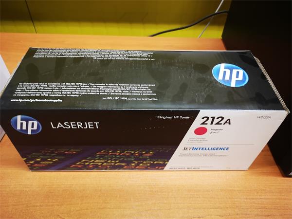 HP toner 212A/Magenta/4500 stran - poškozený obal