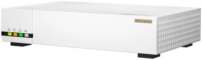 QNAP QHora-322 VPN router
