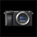 SONY ILCE-6400 Fotoaparát Alfa 6400 s bajonetem E + 18-135mm objektiv